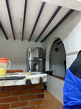 Snapshot of DanielGomez9 chatting on 03/16/25, 08:10 DanielGomez9 online show from 03/16/25, 08:10