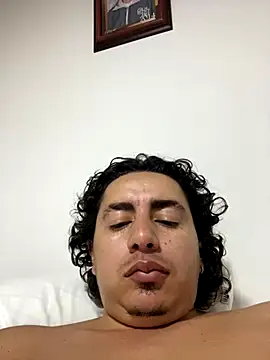 DanielGomez9 online show from 11/03/25, 02:24