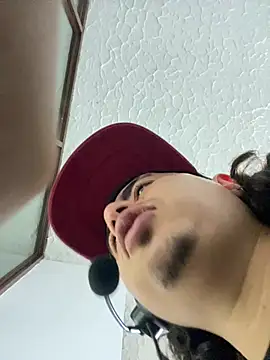 DanielGomez9 online show from 02/16/26, 08:16