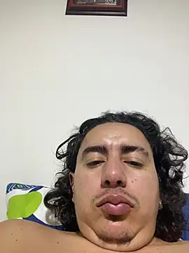 DanielGomez9 online show from 04/03/26, 05:49