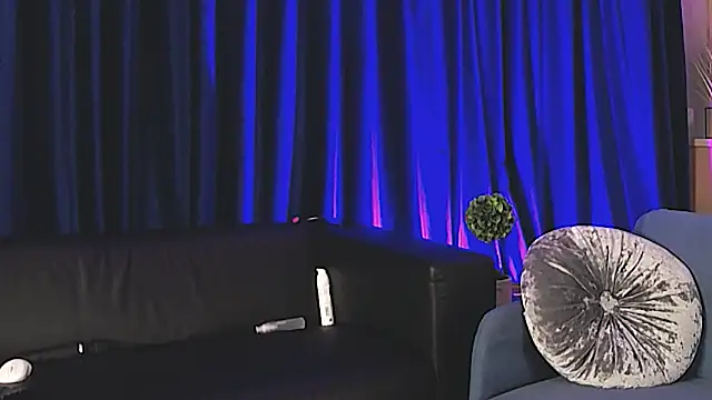 RosaCatalleya online show from 02/04/26, 05:13