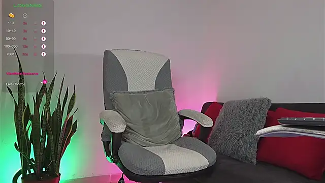 Couple muscle1 online show from 05/11/26, 02:45