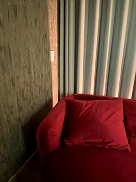 Snapshot of Eva_Gonzalez chatting on 11/24/25, 11:04 Eva Gonzalez online show from 11/24/25, 11:04