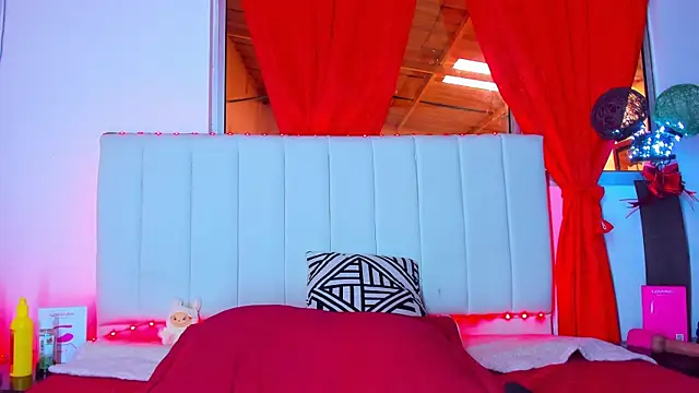 caro lyne  online show from 11/28/25, 04:31