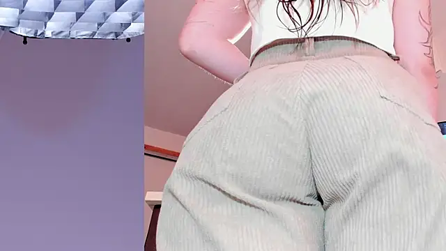 Snapshot of Siouxsie_cenobite chatting on 04/23/26, 11:09 Siouxsie cenobite online show from 04/23/26, 11:09