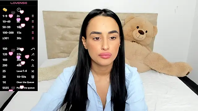 DarcieJane online show from 12/14/24, 11:45