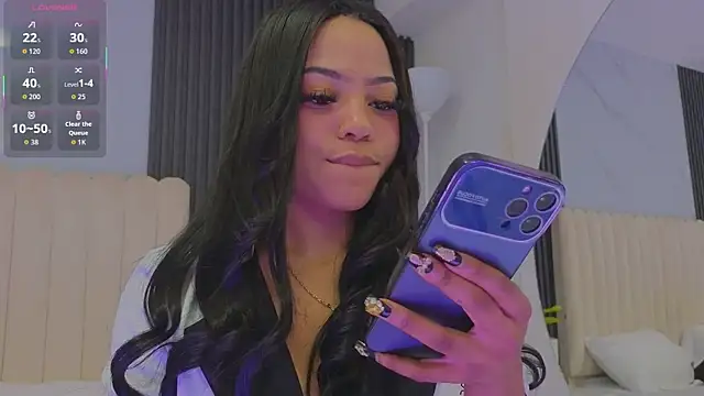 Madiee Rhea online show from 04/16/26, 09:39