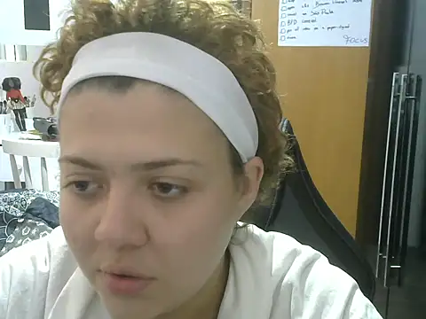 Snapshot of RuthBunny chatting on 06/01/26, 06:53 RuthBunny online show from 06/01/26, 06:53