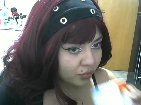 Snapshot of RuthBunny chatting on 07/26/26, 04:03 RuthBunny online show from 07/26/26, 04:03