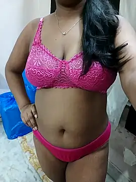 Snapshot of Disha_33 chatting on 10/09/25, 12:52 Disha 33 online show from 10/09/25, 12:52