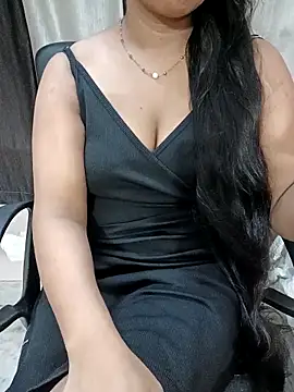 Snapshot of Disha_33 chatting on 10/29/25, 01:19 Disha 33 online show from 10/29/25, 01:19