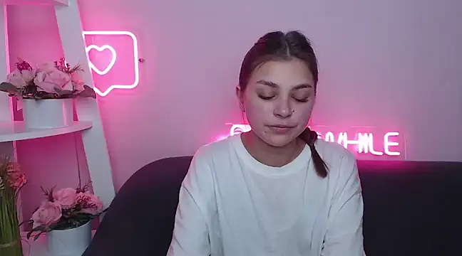 MilanaAngelAs online show from 01/13/25, 10:25