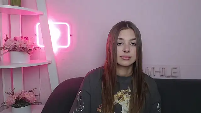 MilanaAngelAs online show from 12/19/25, 05:47