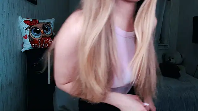  KittyBoo online show from 11/22/25, 07:18