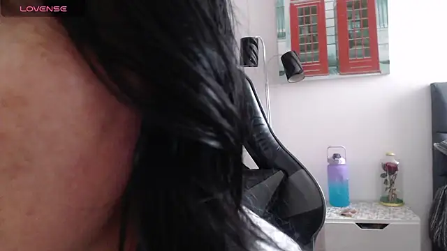 miawilson 1 online show from 03/08/25, 10:24