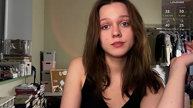 Addelin Moon online show from 11/06/25, 05:36