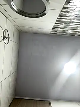 Snapshot of ViolettaSummer chatting on 12/20/25, 11:28 ViolettaSummer online show from 12/20/25, 11:28