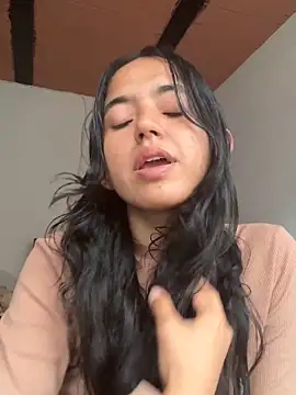 ViolettaSummer online show from 03/28/26, 09:25