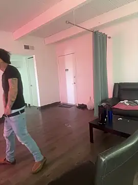 Papinine6 online show from 10/30/25, 05:24