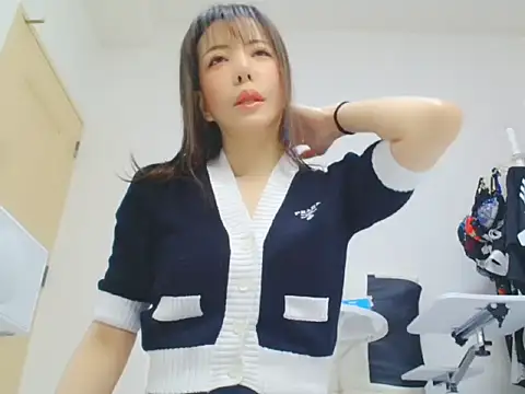 nene teacher online show from 03/13/25, 01:07