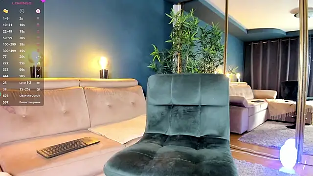 Snapshot of Project-Raven chatting on 03/09/25, 01:14 Project-Raven online show from 03/09/25, 01:14