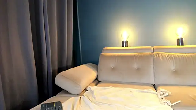 Snapshot of Project-Raven chatting on 09/12/25, 06:30 Project-Raven online show from 09/12/25, 06:30