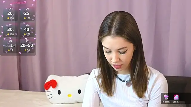 Snapshot of ellie_kramer chatting on 10/13/25, 07:14 ellie kramer online show from 10/13/25, 07:14