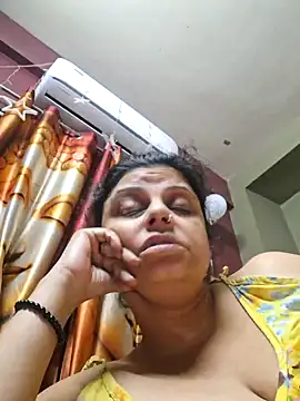 Snapshot of Maaya66 chatting on 01/04/25, 07:34 Maaya66 online show from 01/04/25, 07:34