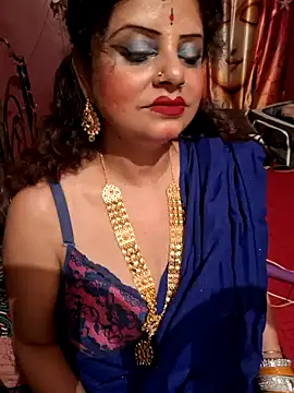 Snapshot of Maaya66 chatting on 01/07/25, 05:31 Maaya66 online show from 01/07/25, 05:31