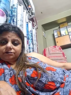 Snapshot of Maaya66 chatting on 11/05/25, 06:41 Maaya66 online show from 11/05/25, 06:41