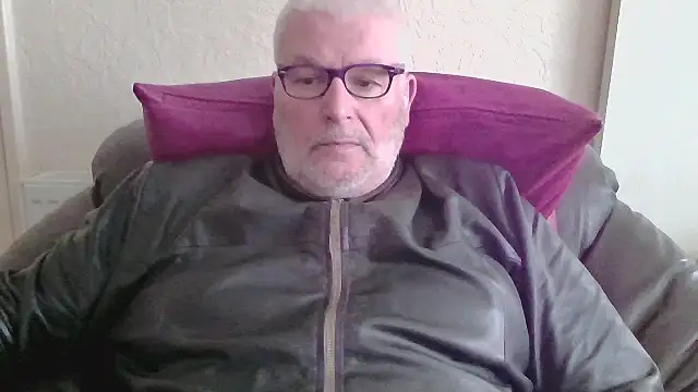 Leatherman63 online show from 10/25/25, 08:55