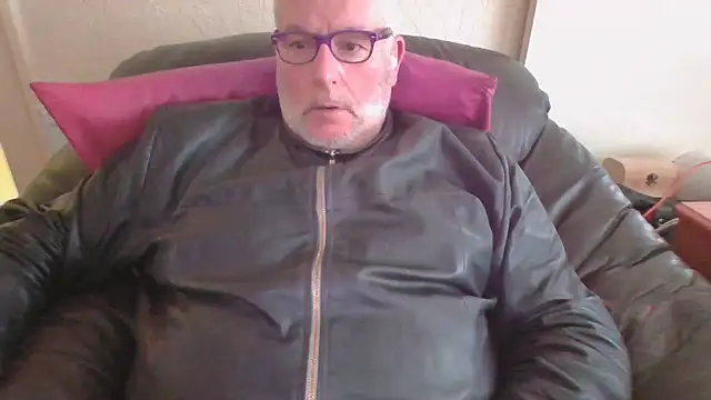 Snapshot of Leatherman63 chatting on 06/30/26, 11:44 Leatherman63 online show from 06/30/26, 11:44