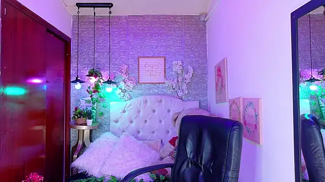 REDHOTTER  online show from 02/17/26, 07:42