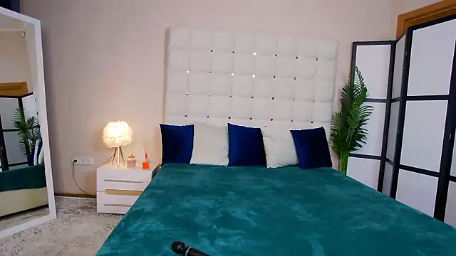 NicoleRosss online show from 03/14/25, 04:30