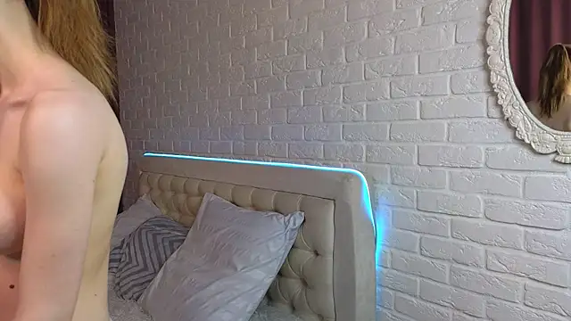 Snapshot of sofia__home chatting on 03/06/25, 08:59 sofia  home online show from 03/06/25, 08:59