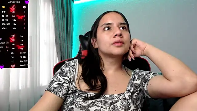 Lexyevans online show from 12/04/24, 08:51