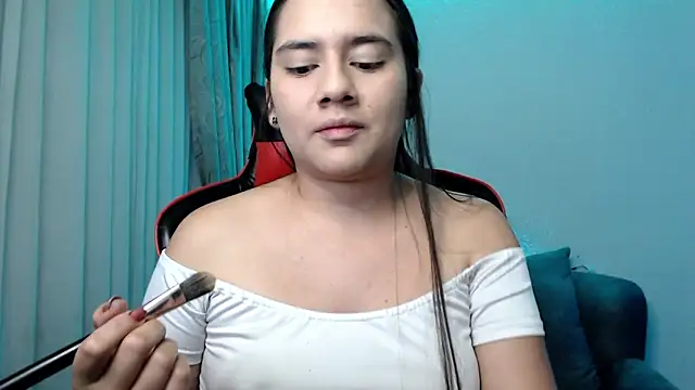 Lexyevans online show from 12/20/24, 10:43