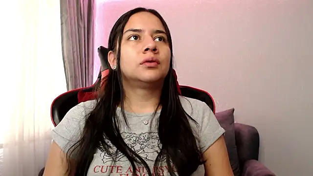 Lexyevans online show from 12/26/24, 06:12