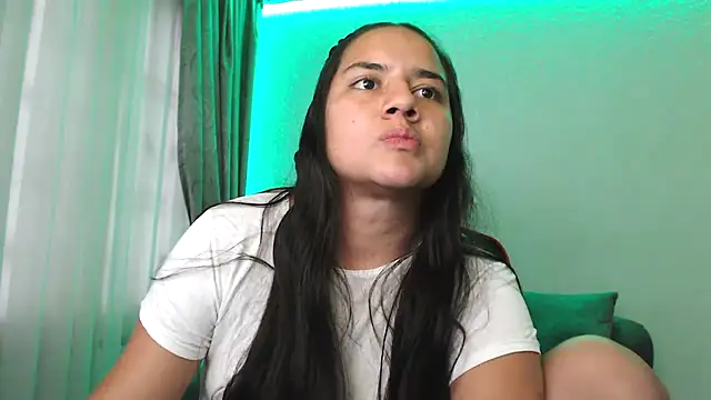 Lexyevans online show from 01/31/25, 10:21