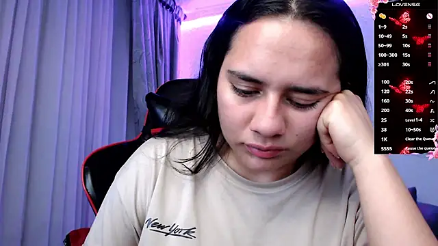 Lexyevans online show from 02/14/25, 11:42