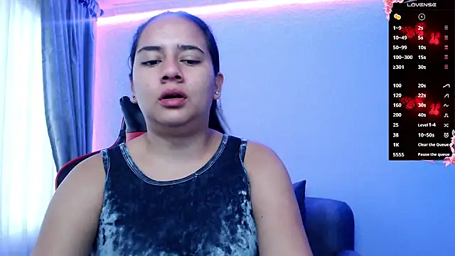 Lexyevans online show from 02/23/25, 06:34