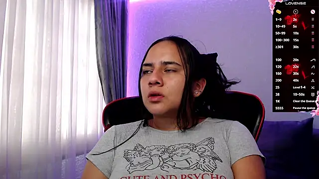 Lexyevans online show from 02/24/25, 06:58