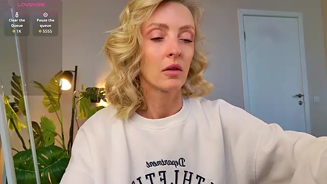 sexuallycorrecte online show from 05/30/26, 07:38