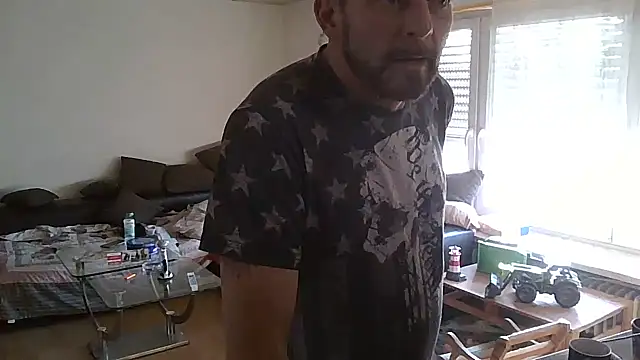 rosaeichel online show from 03/04/26, 04:02