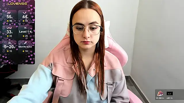 Snapshot of maryluna95 chatting on 01/29/25, 05:45 maryluna95 online show from 01/29/25, 05:45