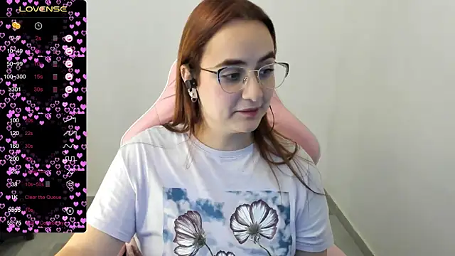 Snapshot of maryluna95 chatting on 02/18/25, 11:41 maryluna95 online show from 02/18/25, 11:41