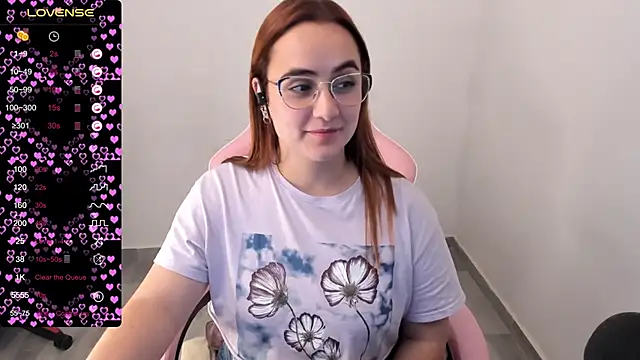 Snapshot of maryluna95 chatting on 03/06/25, 07:03 maryluna95 online show from 03/06/25, 07:03