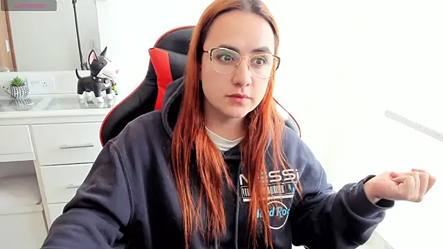 Snapshot of maryluna95 chatting on 09/11/25, 08:42 maryluna95 online show from 09/11/25, 08:42