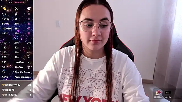 Snapshot of maryluna95 chatting on 10/22/25, 05:34 maryluna95 online show from 10/22/25, 05:34