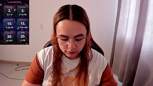 Snapshot of maryluna95 chatting on 11/27/25, 08:11 maryluna95 online show from 11/27/25, 08:11